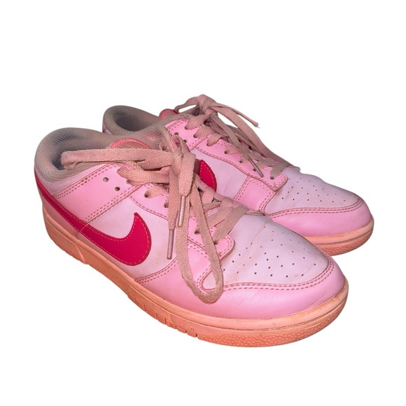 Nike Dunk Low GS Triple Pink WOMENS‎ Size 8 PRE-OWNED DH9765-600 Shoes Sneakers - Picture 3 of 14